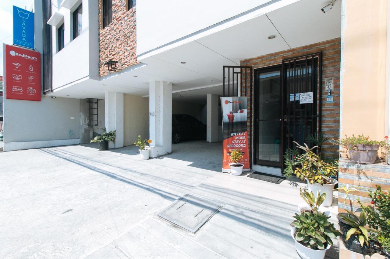 ホテル レッドドアーズ ニア Sm ビクタン Paranaque City エクステリア 写真